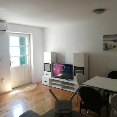 Apartament Apartman Marina *